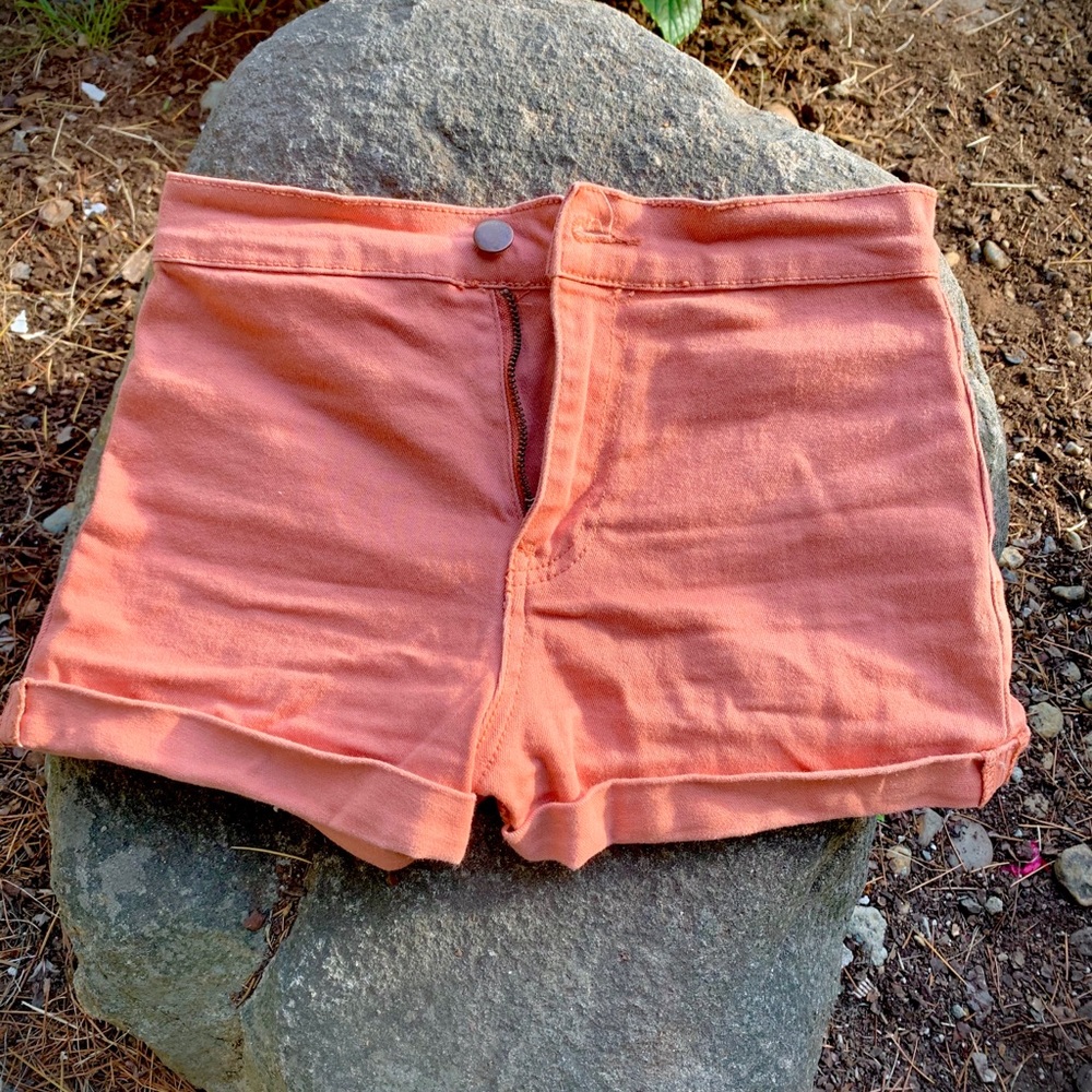 Forever 21 Dusty Rose Women’s Jean Shorts sz 24 EUC